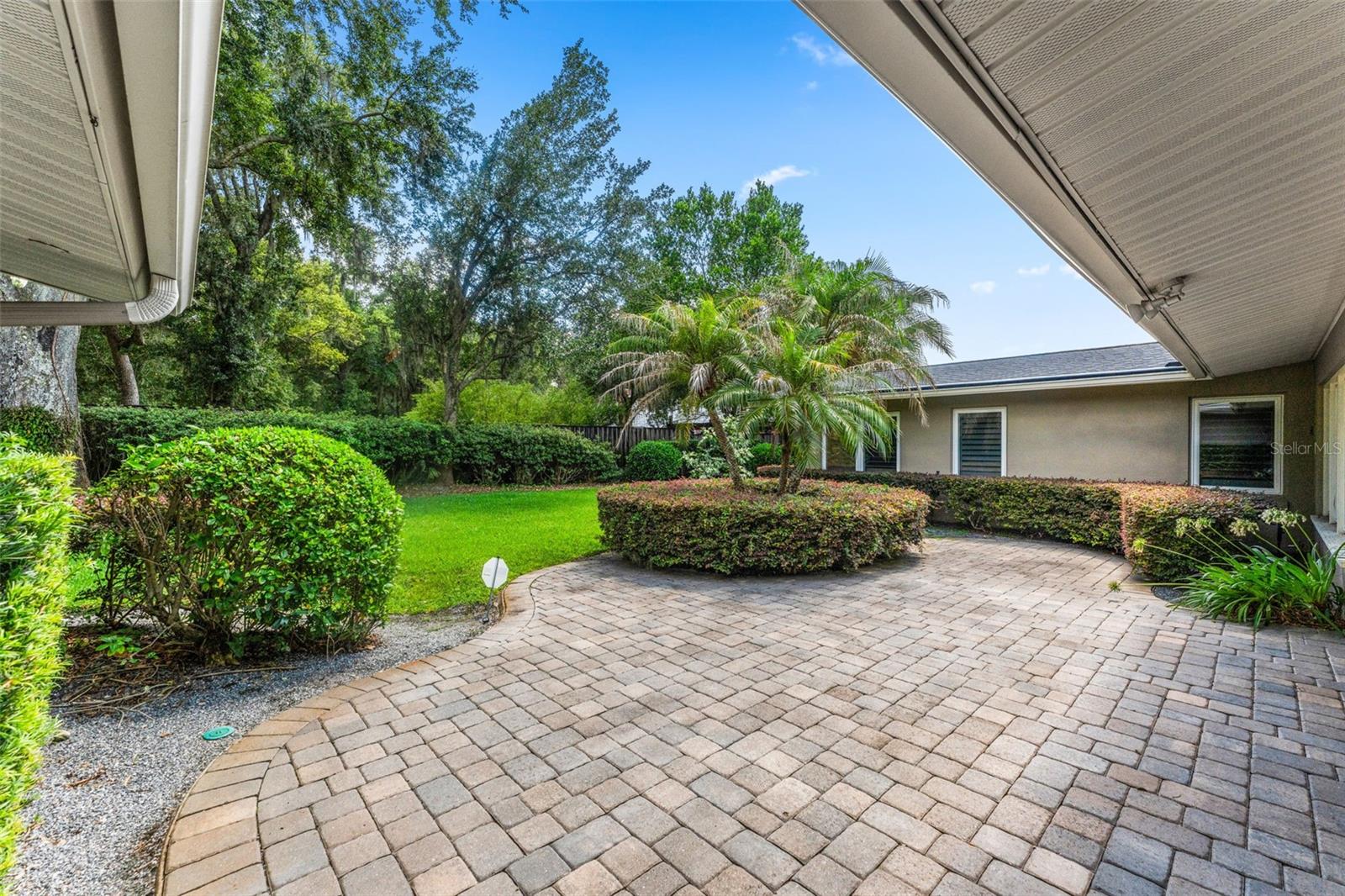 1222 MONTCALM St ORLANDO, FL 32806