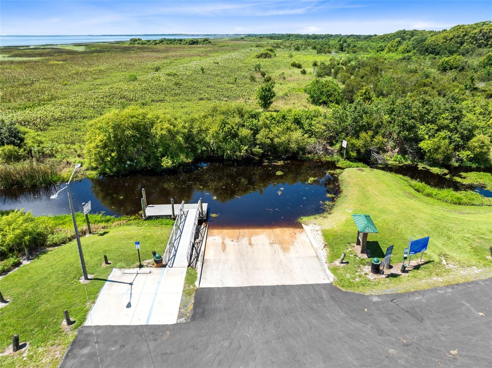 2541 RIDGEWAY Dr KISSIMMEE, FL 34746