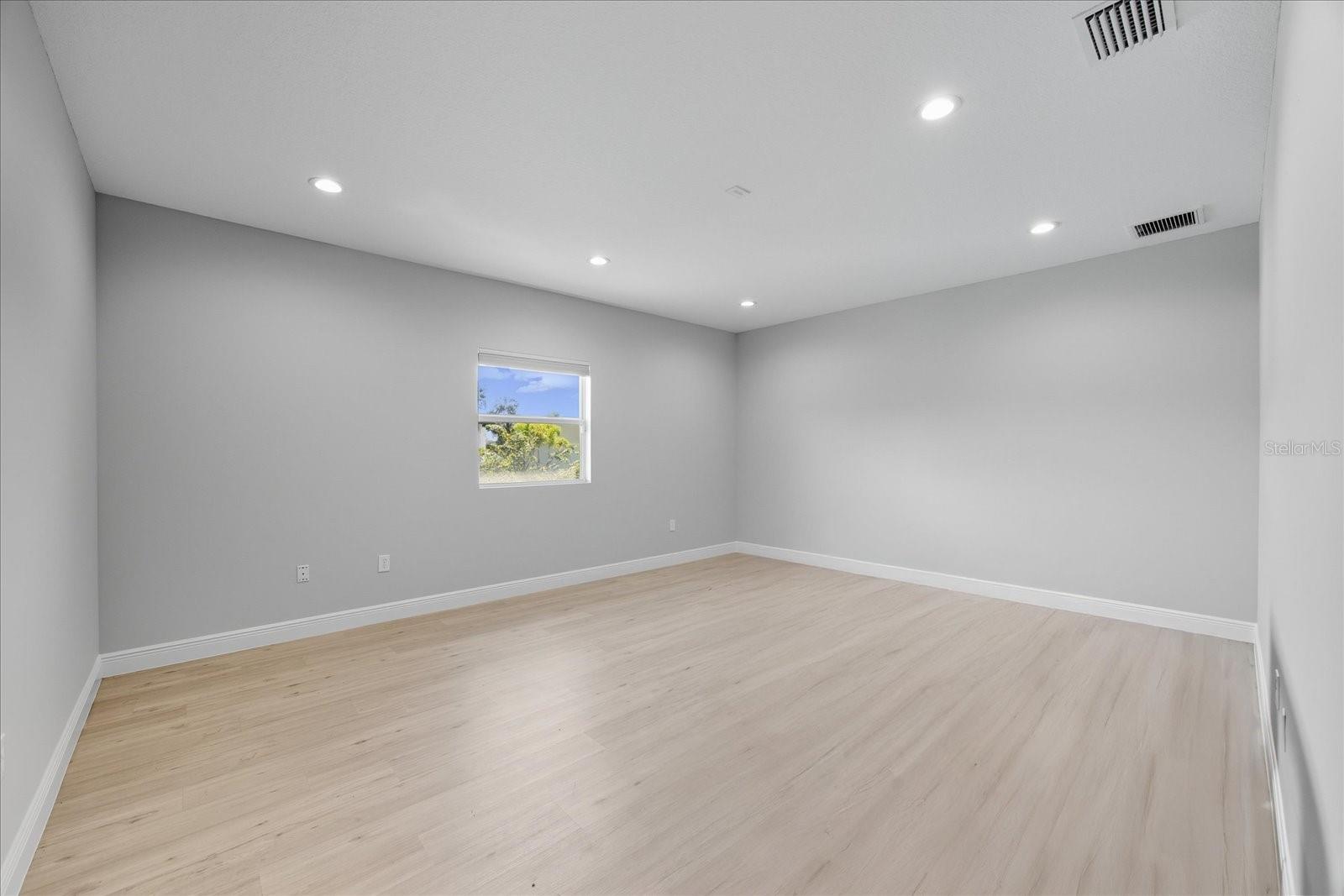 10305 US Hwy 41 PALMETTO, FL 34221