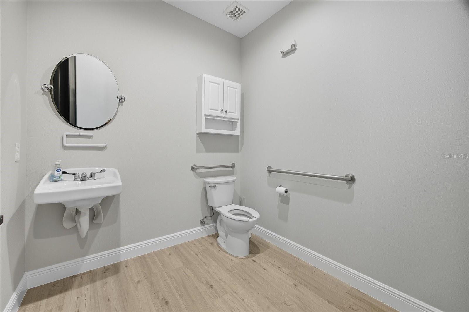 10305 US Hwy 41 PALMETTO, FL 34221