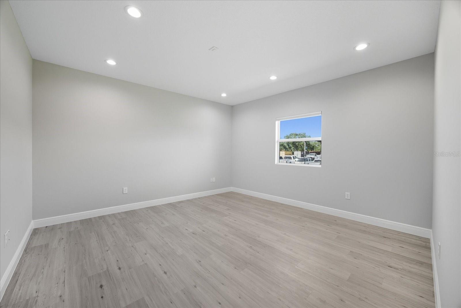 10305 US Hwy 41 PALMETTO, FL 34221