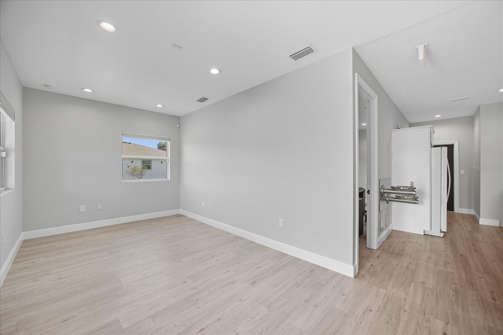 10305 US Hwy 41 PALMETTO, FL 34221