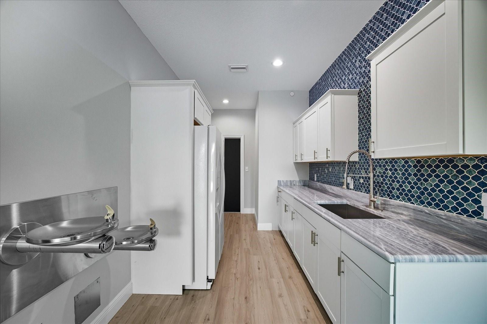 10305 US Hwy 41 PALMETTO, FL 34221