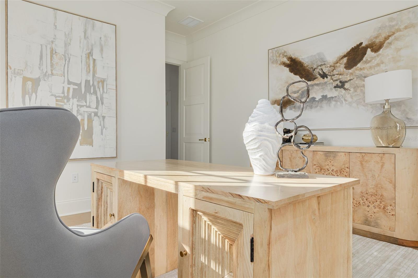 705 17TH Ave ST PETERSBURG, FL 33704