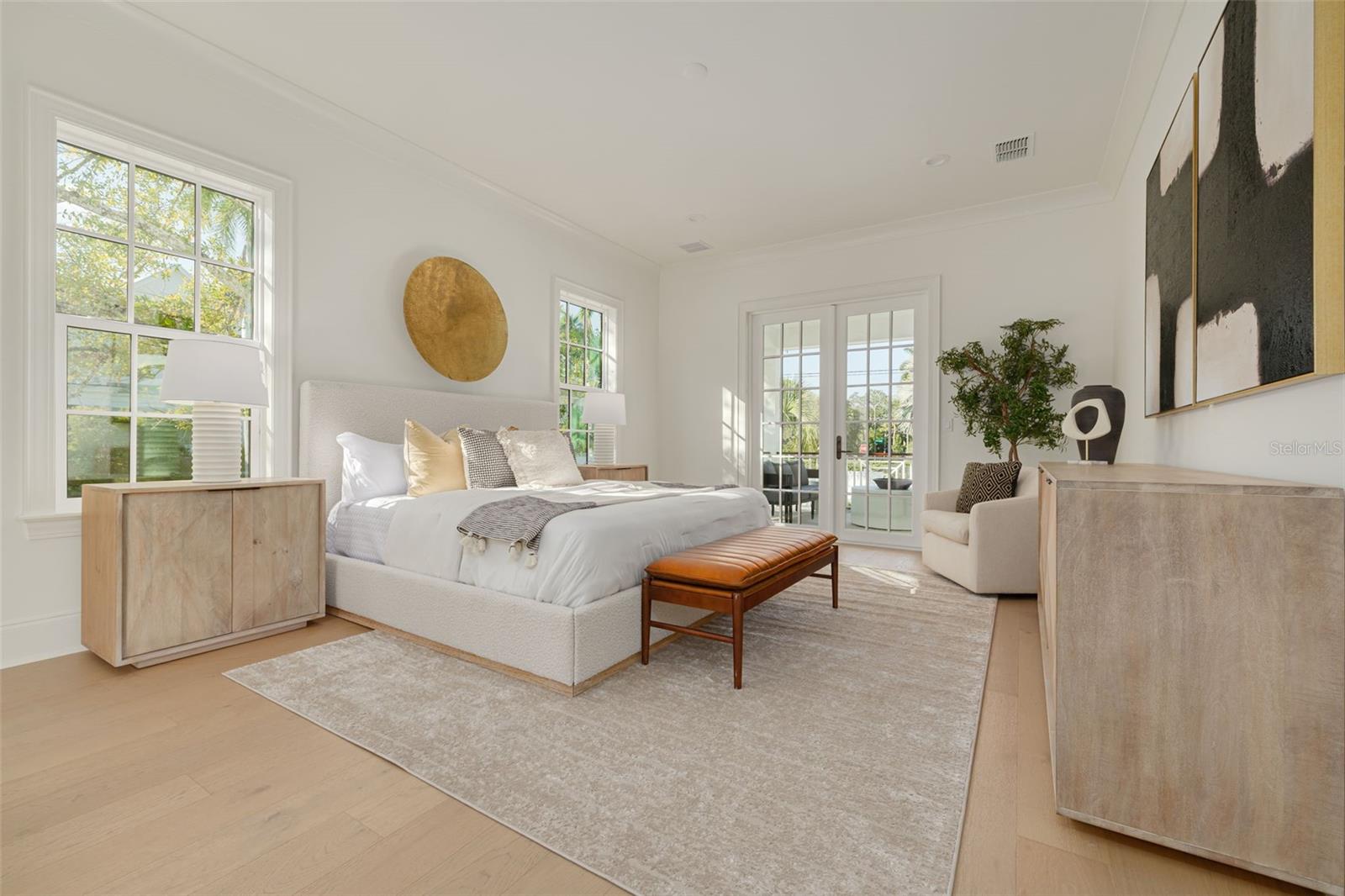 705 17TH Ave ST PETERSBURG, FL 33704