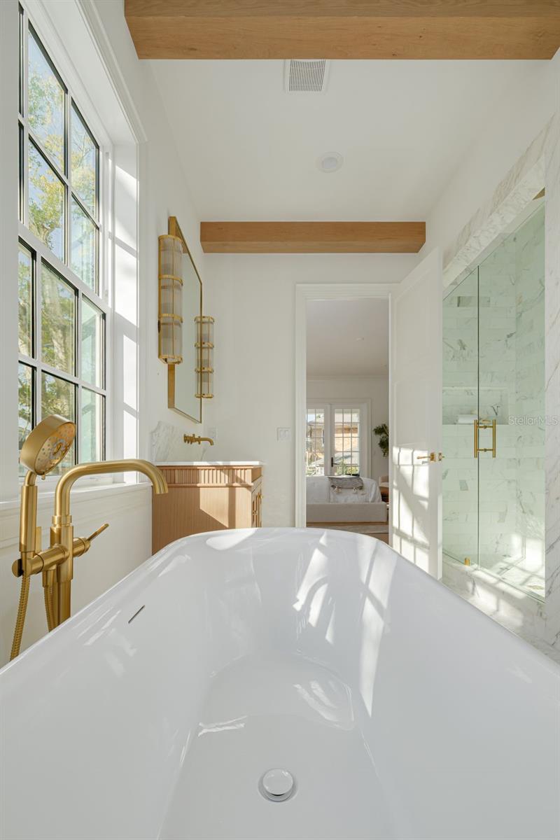 705 17TH Ave ST PETERSBURG, FL 33704