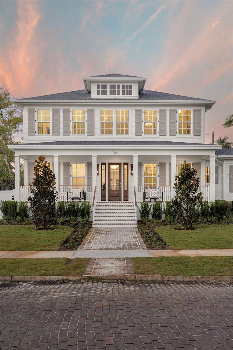 705 17TH Ave ST PETERSBURG, FL 33704