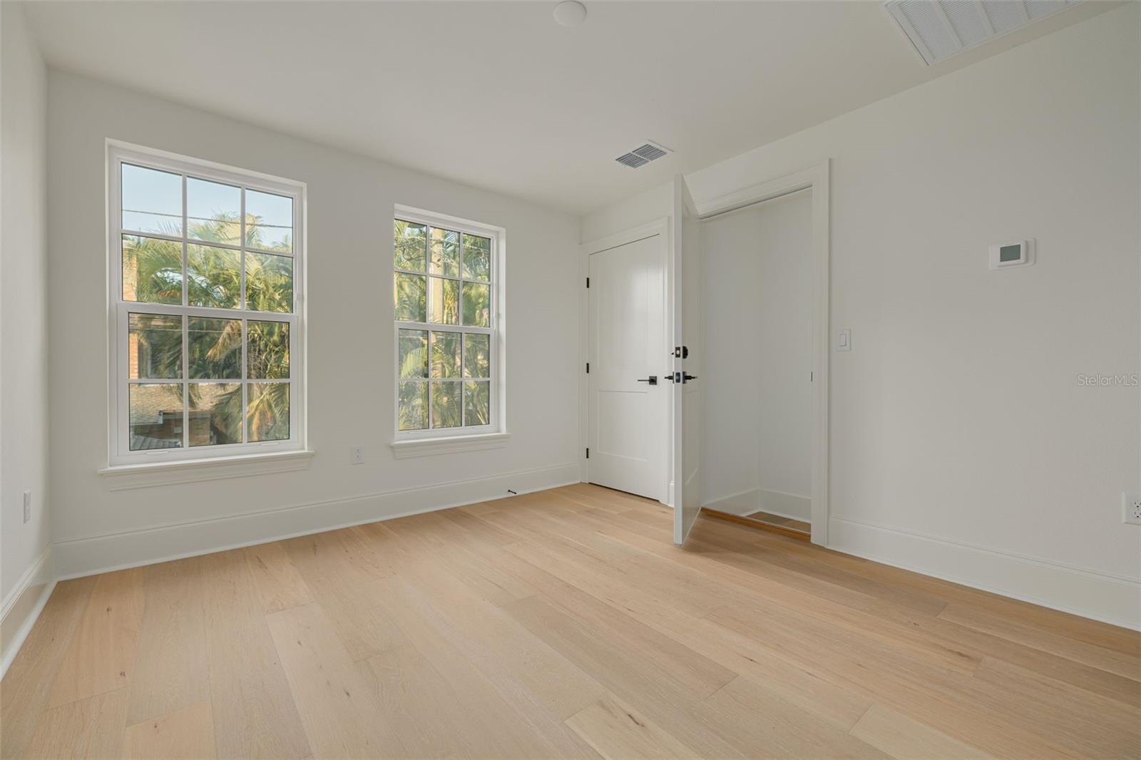 705 17TH Ave ST PETERSBURG, FL 33704