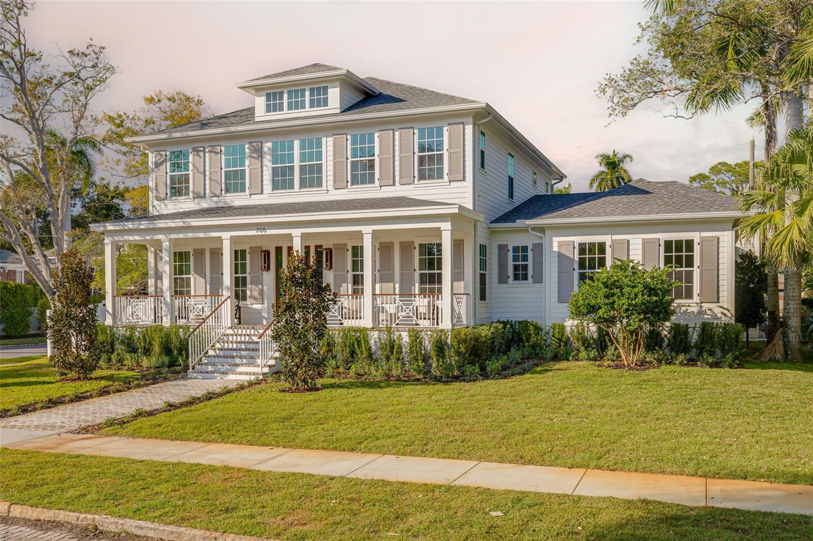 705 17TH Ave ST PETERSBURG, FL 33704