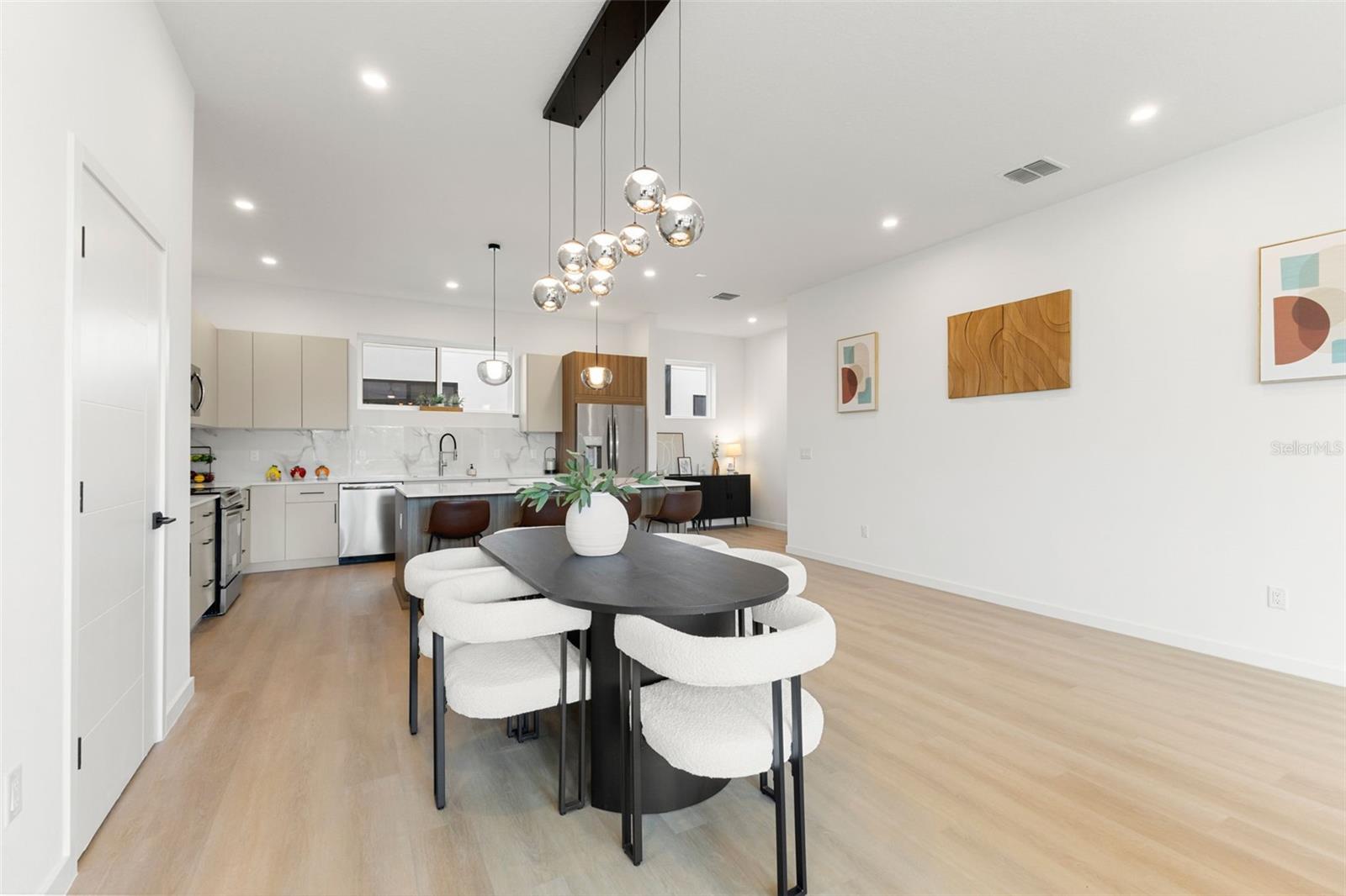 2104 4TH St ST PETERSBURG, FL 33705