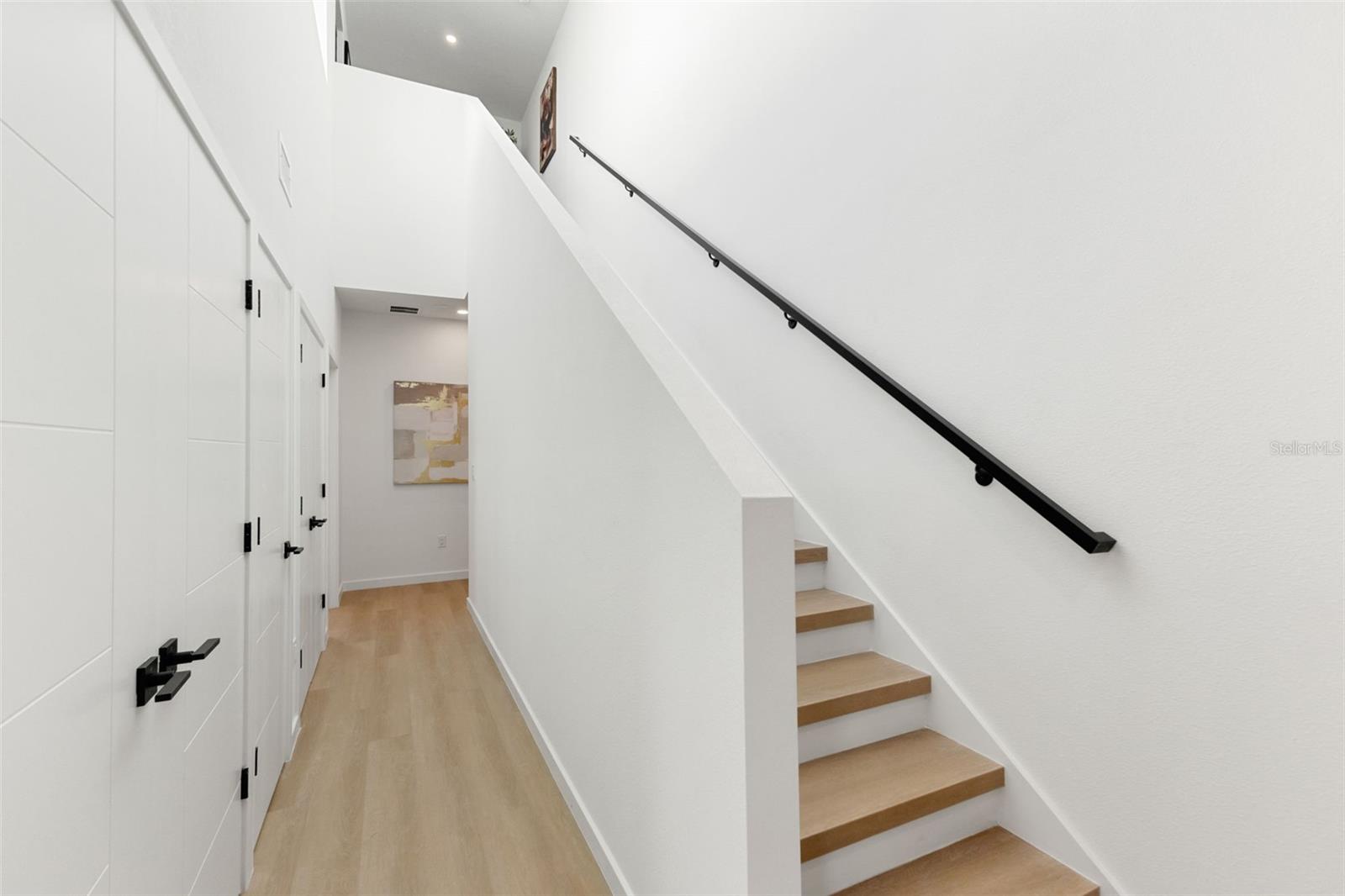 2104 4TH St ST PETERSBURG, FL 33705