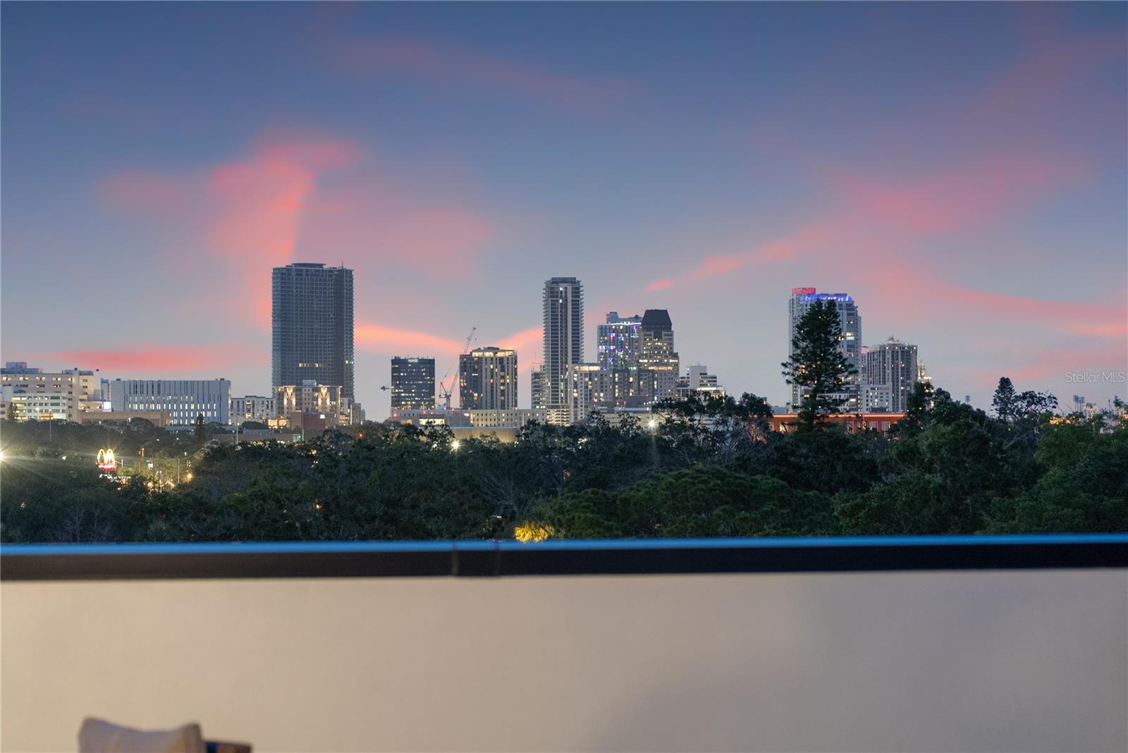 2104 4TH St ST PETERSBURG, FL 33705