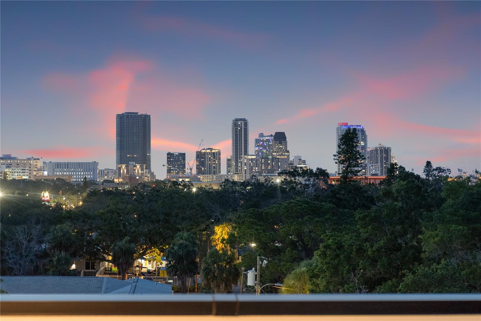 2104 4TH St ST PETERSBURG, FL 33705