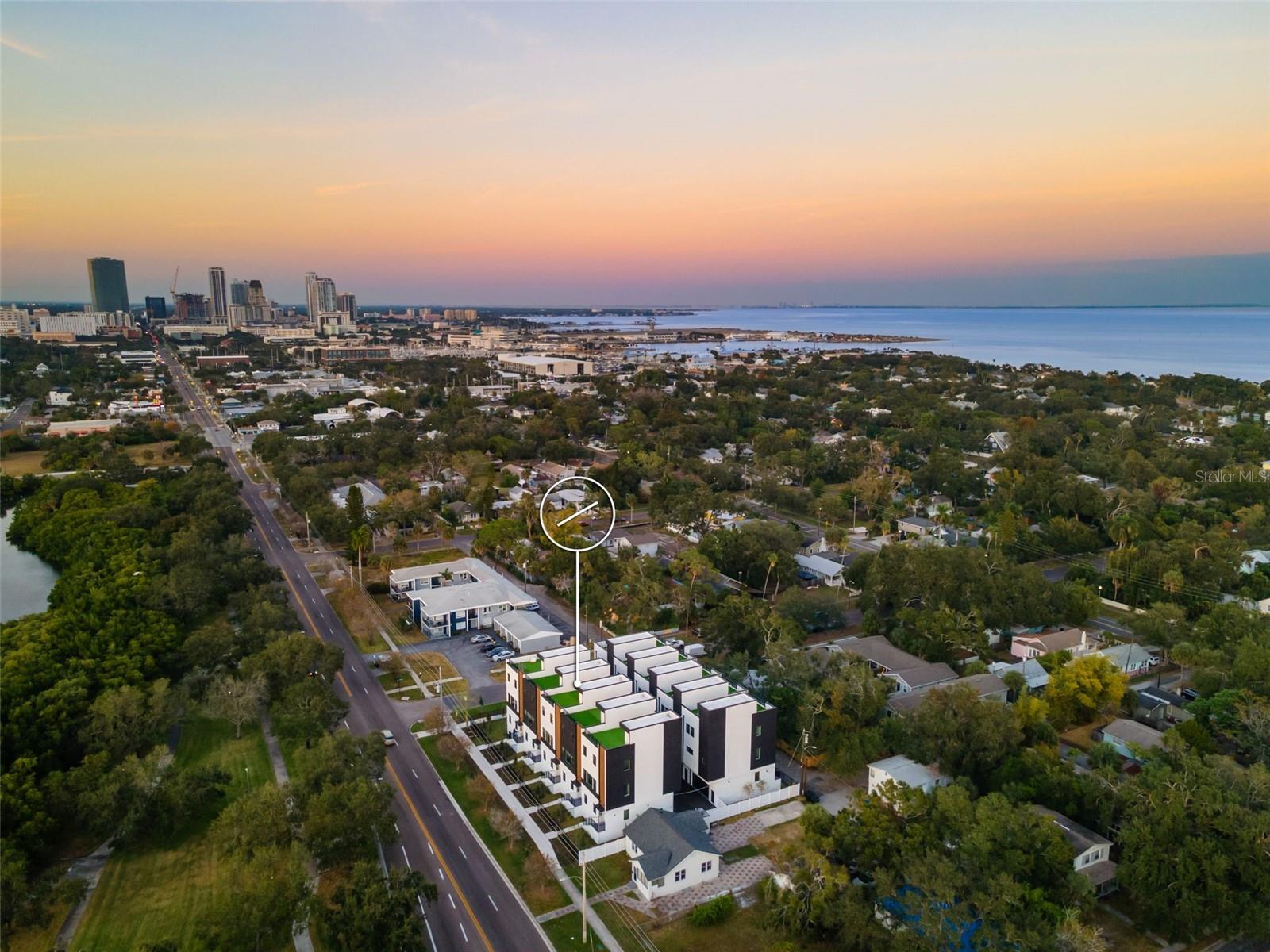 2104 4TH St ST PETERSBURG, FL 33705