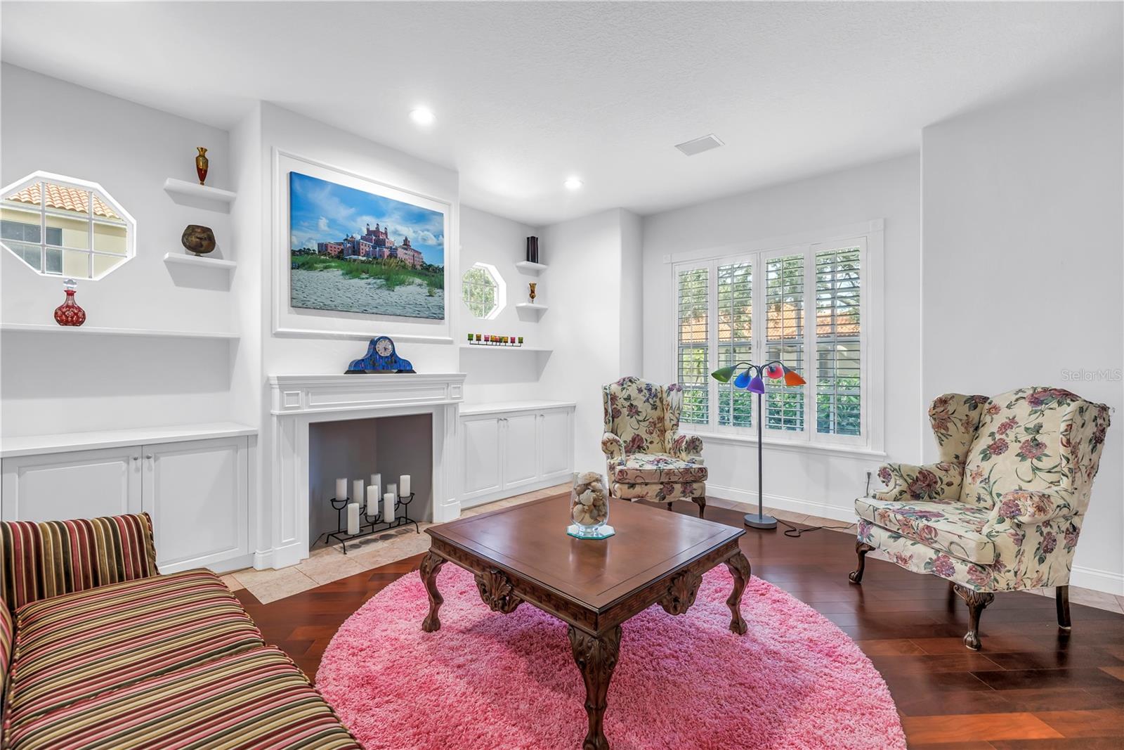 4930 SANDPIPER Ln ST PETERSBURG, FL 33711