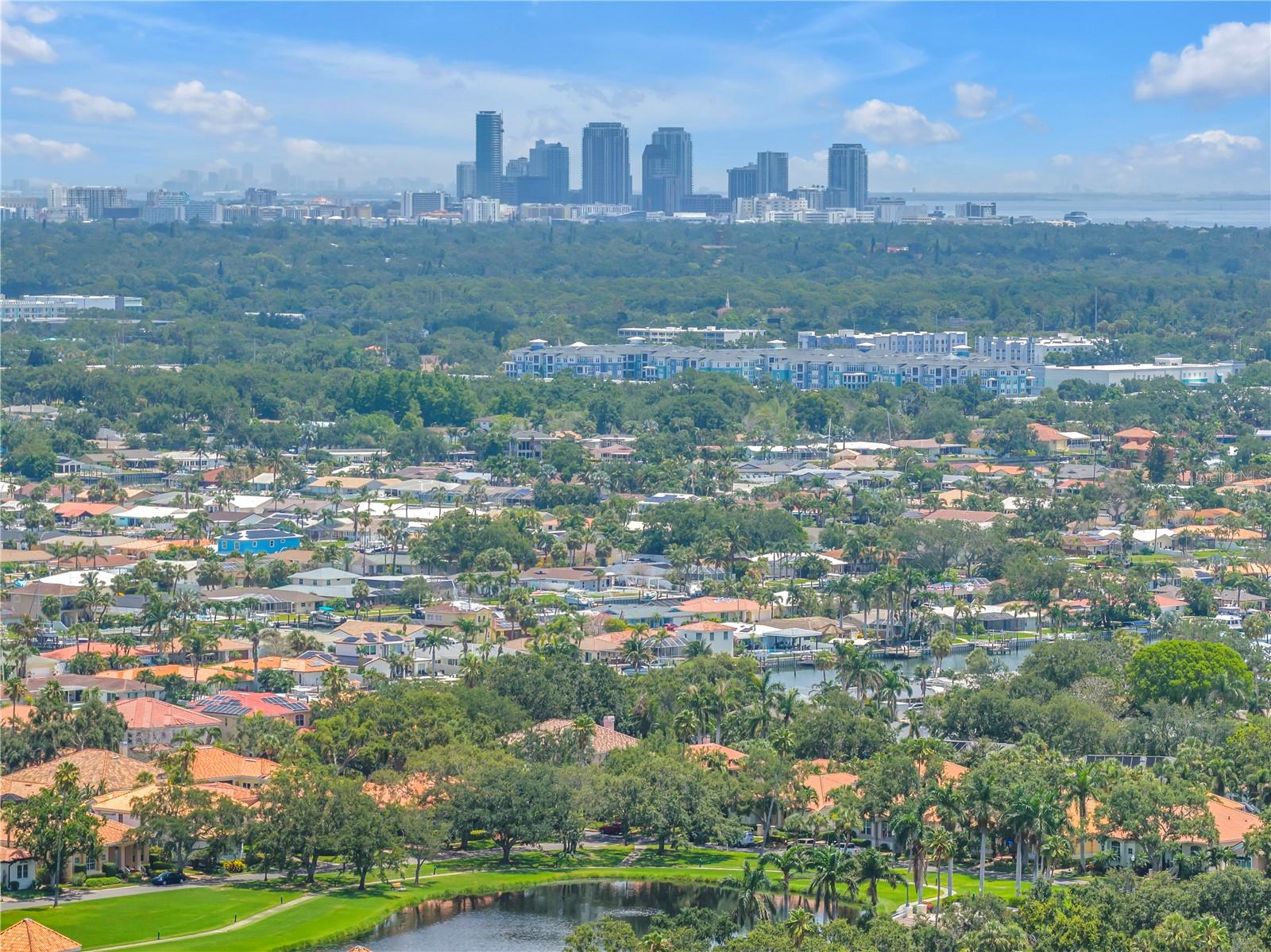 4930 SANDPIPER Ln ST PETERSBURG, FL 33711