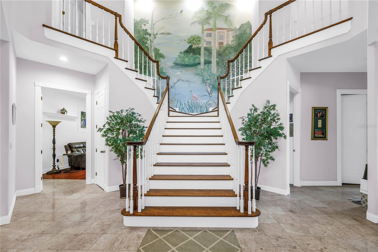 4930 SANDPIPER Ln ST PETERSBURG, FL 33711