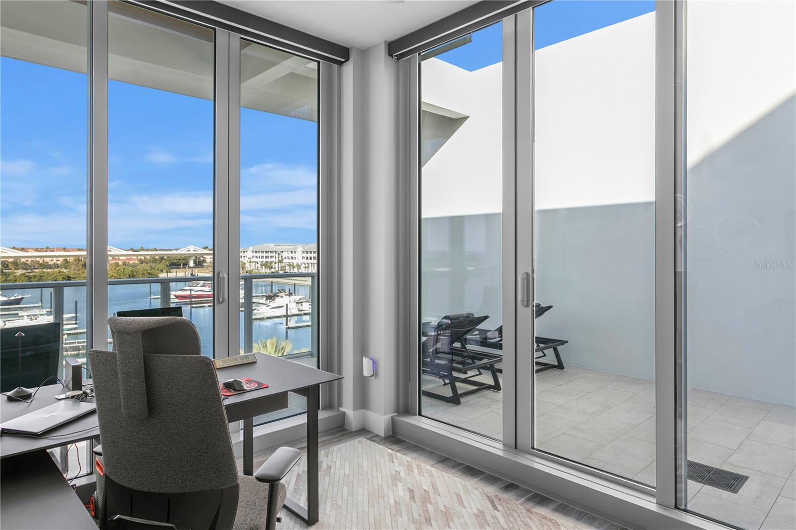 5142 MARINA Way TAMPA, FL 33611