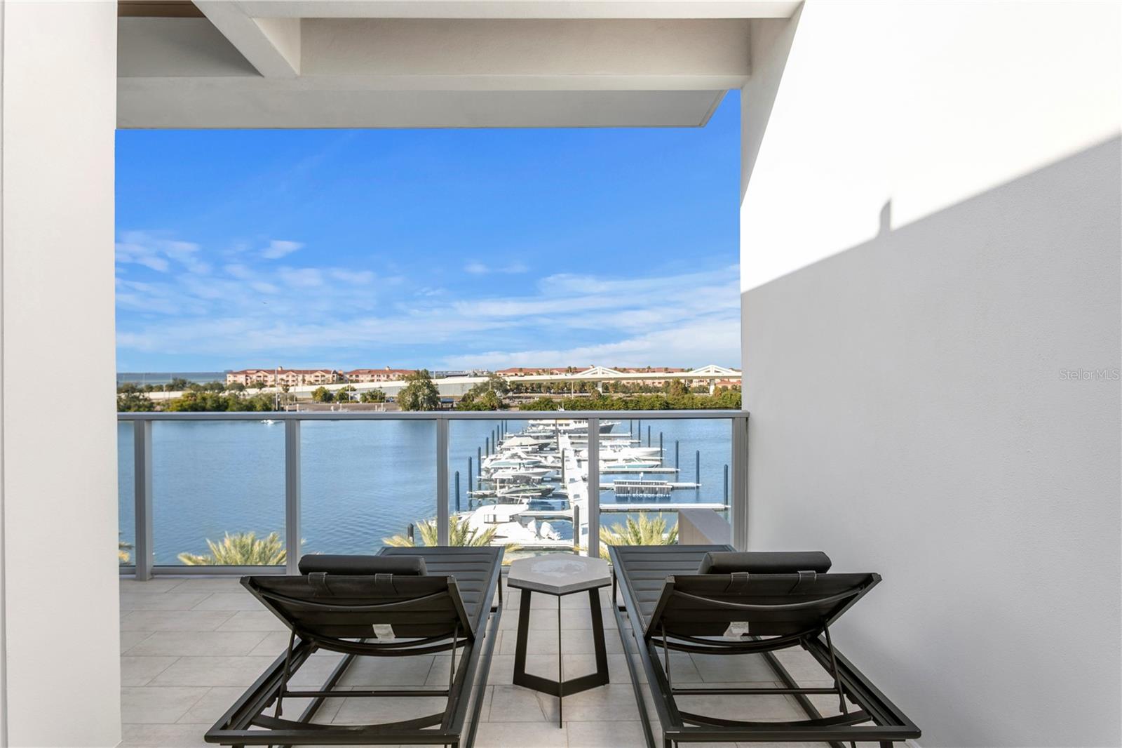 5142 MARINA Way TAMPA, FL 33611