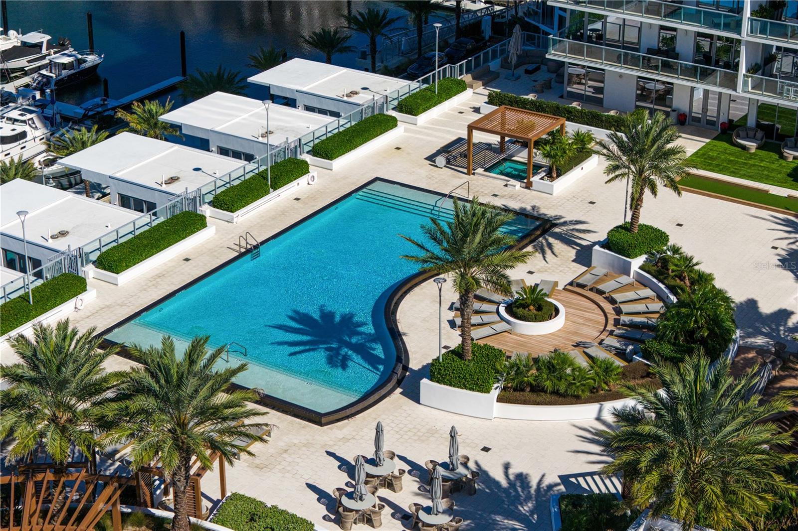 5142 MARINA Way TAMPA, FL 33611