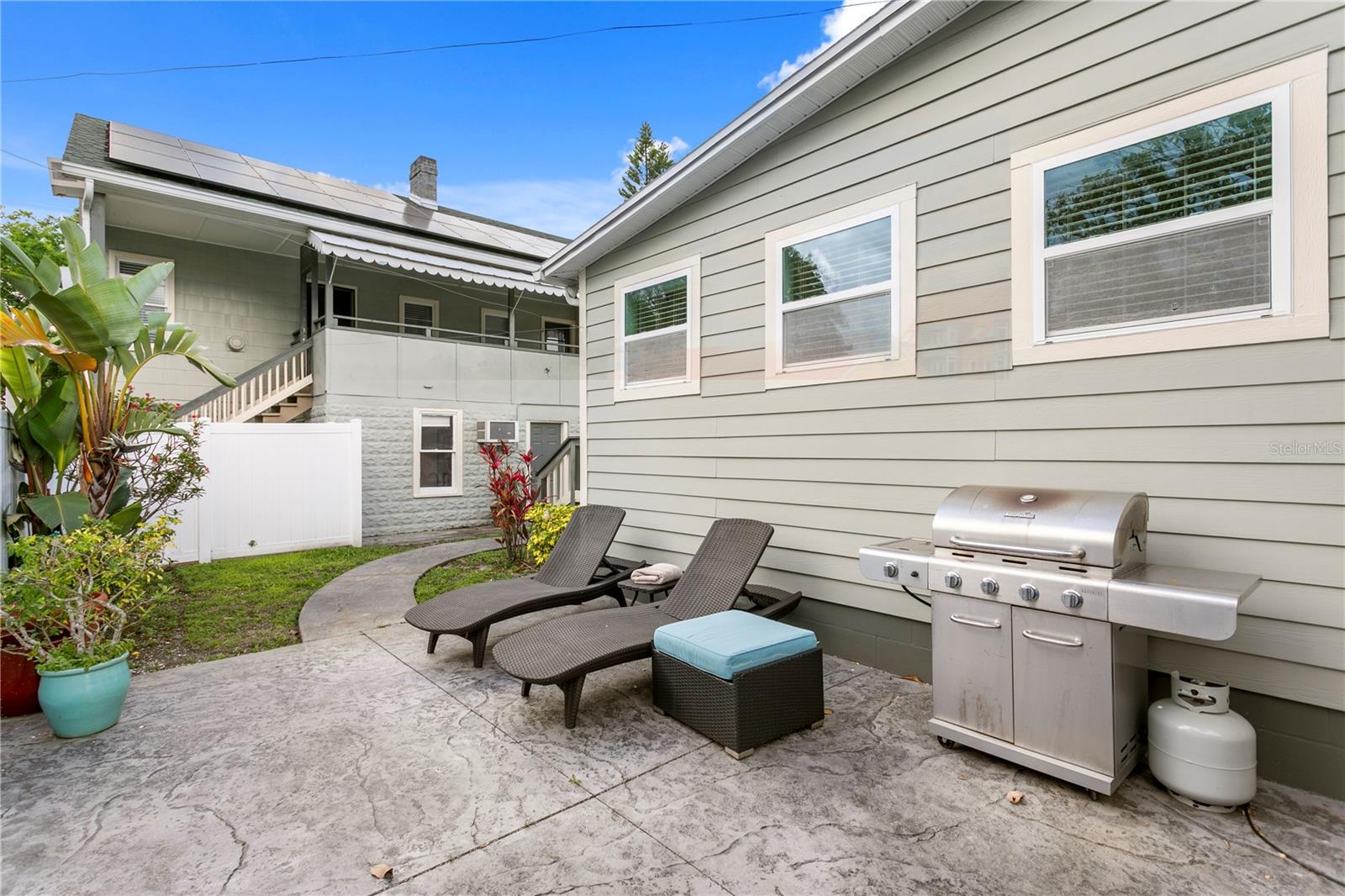 802 DARTMOOR St ST PETERSBURG, FL 33701