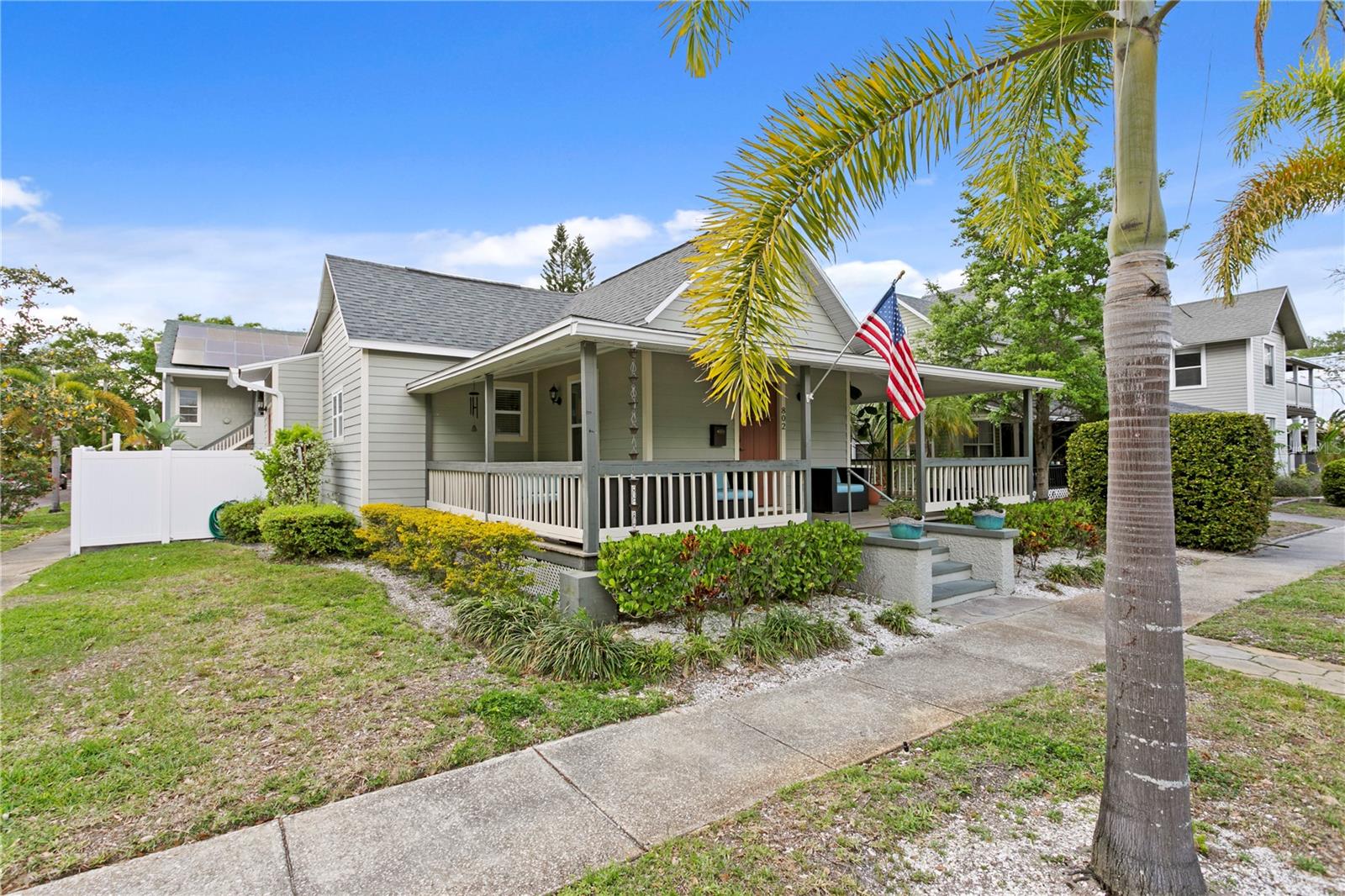 802 DARTMOOR St ST PETERSBURG, FL 33701