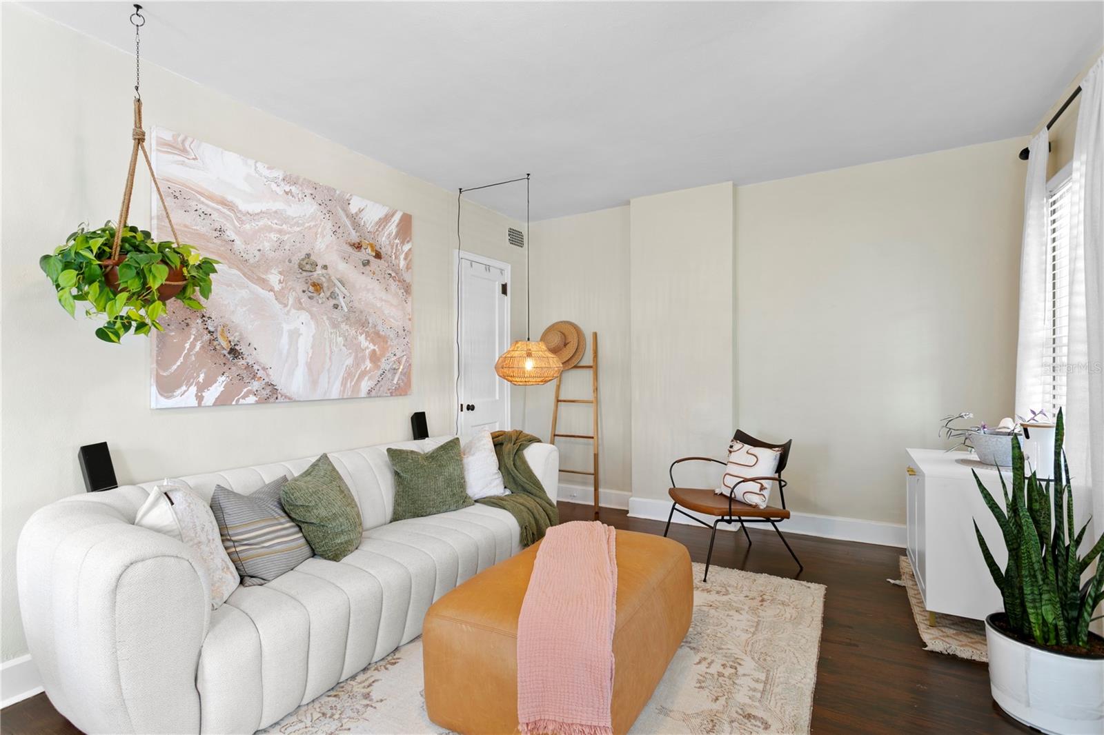 802 DARTMOOR St ST PETERSBURG, FL 33701