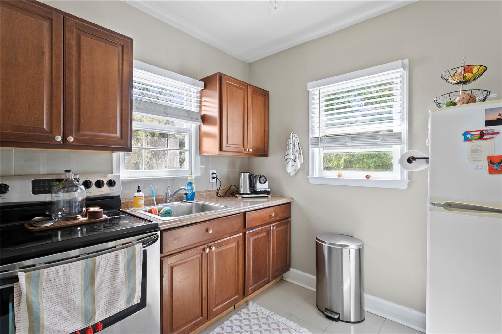 802 DARTMOOR St ST PETERSBURG, FL 33701