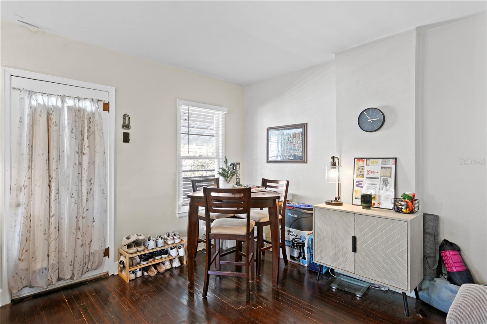 802 DARTMOOR St ST PETERSBURG, FL 33701