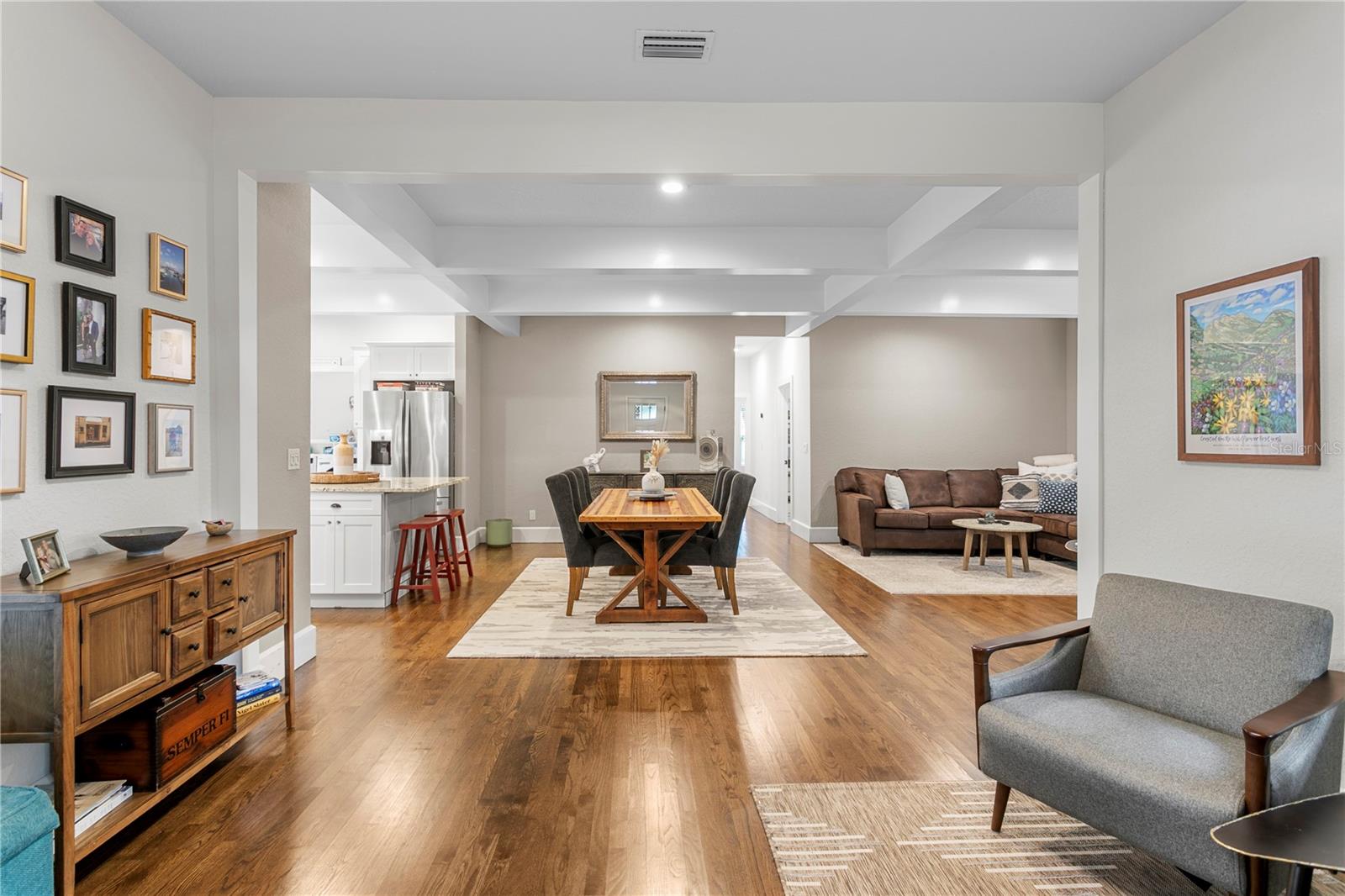 802 DARTMOOR St ST PETERSBURG, FL 33701