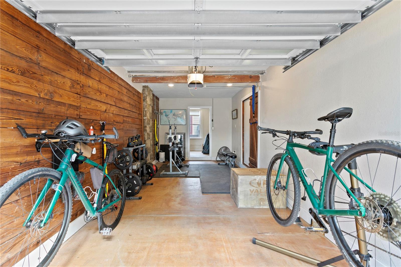 802 DARTMOOR St ST PETERSBURG, FL 33701