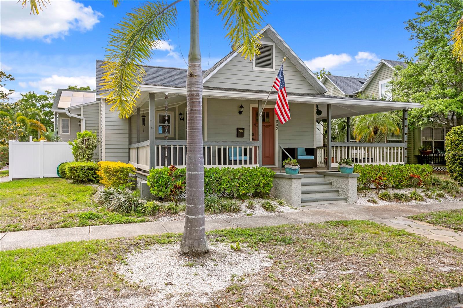 802 DARTMOOR St ST PETERSBURG, FL 33701