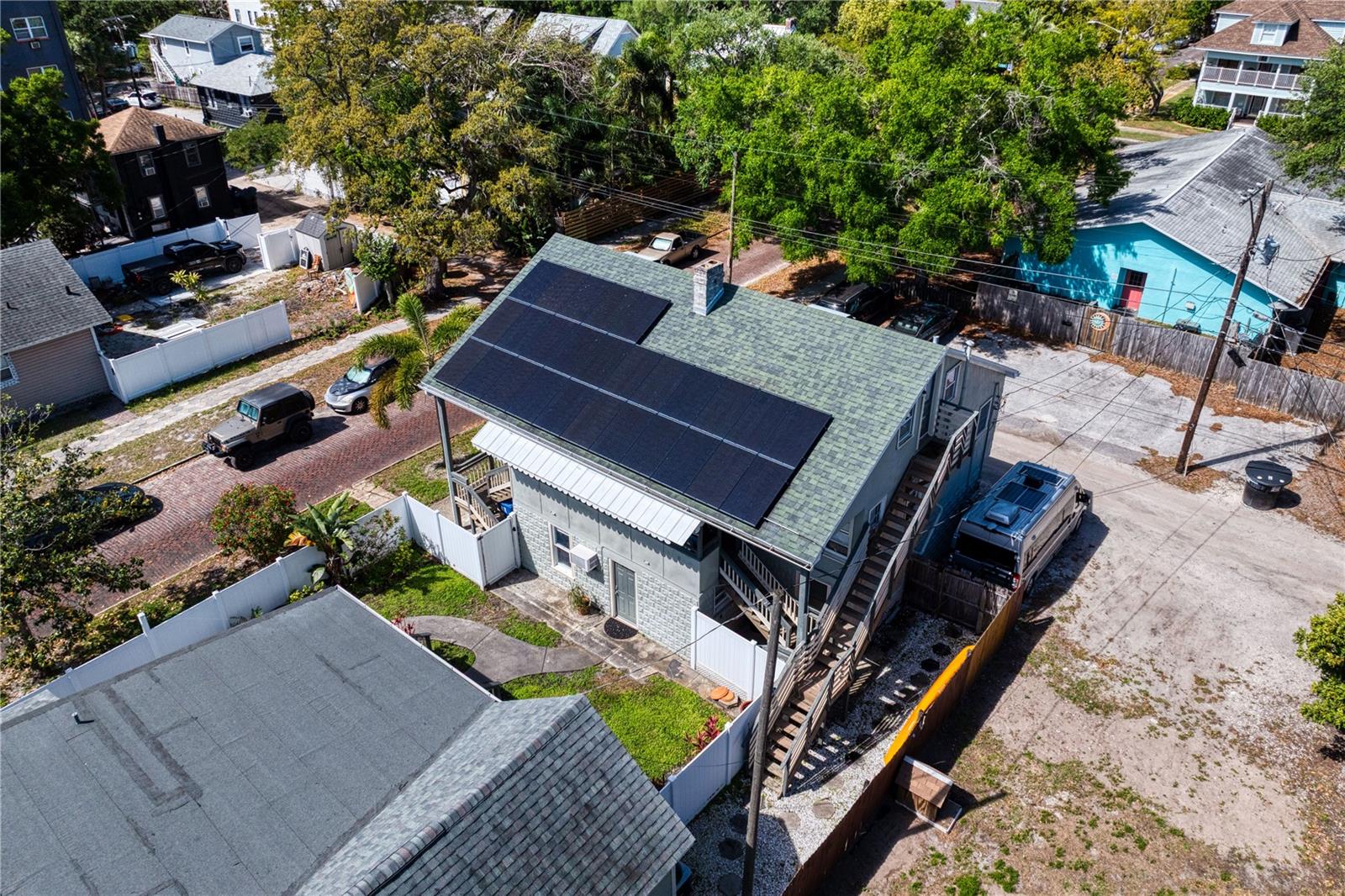 802 DARTMOOR St ST PETERSBURG, FL 33701