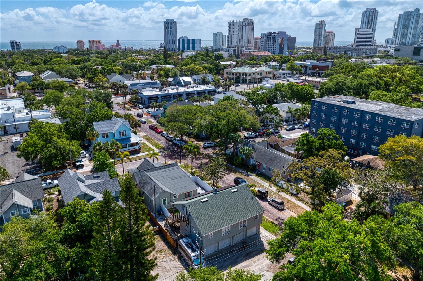 802 DARTMOOR St ST PETERSBURG, FL 33701