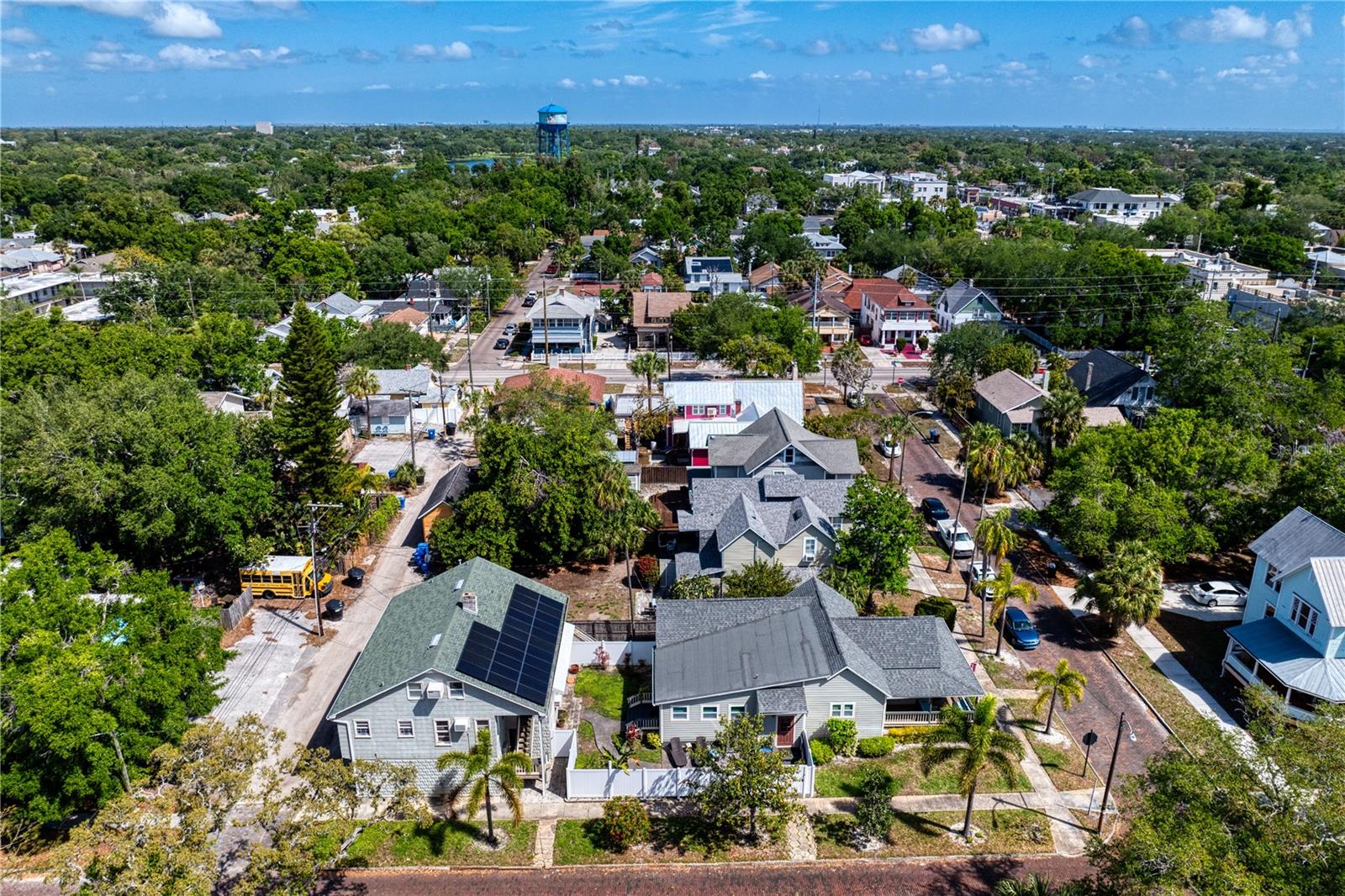 802 DARTMOOR St ST PETERSBURG, FL 33701