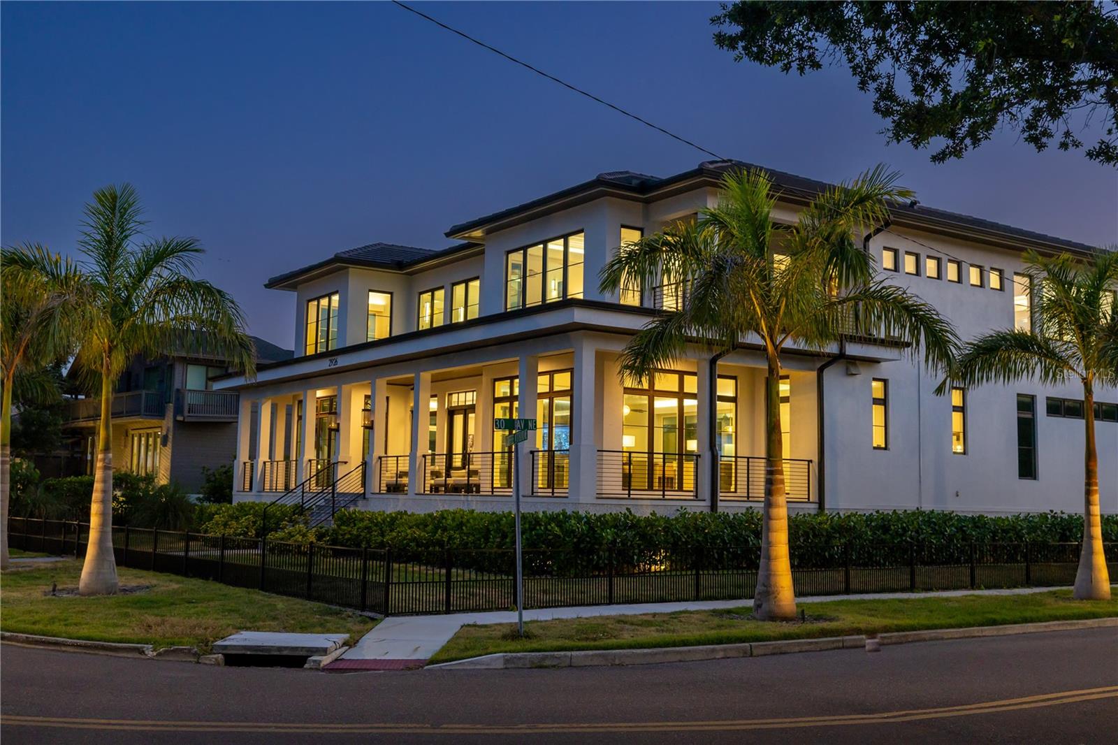 2926 COFFEE POT Blvd ST PETERSBURG, FL 33704