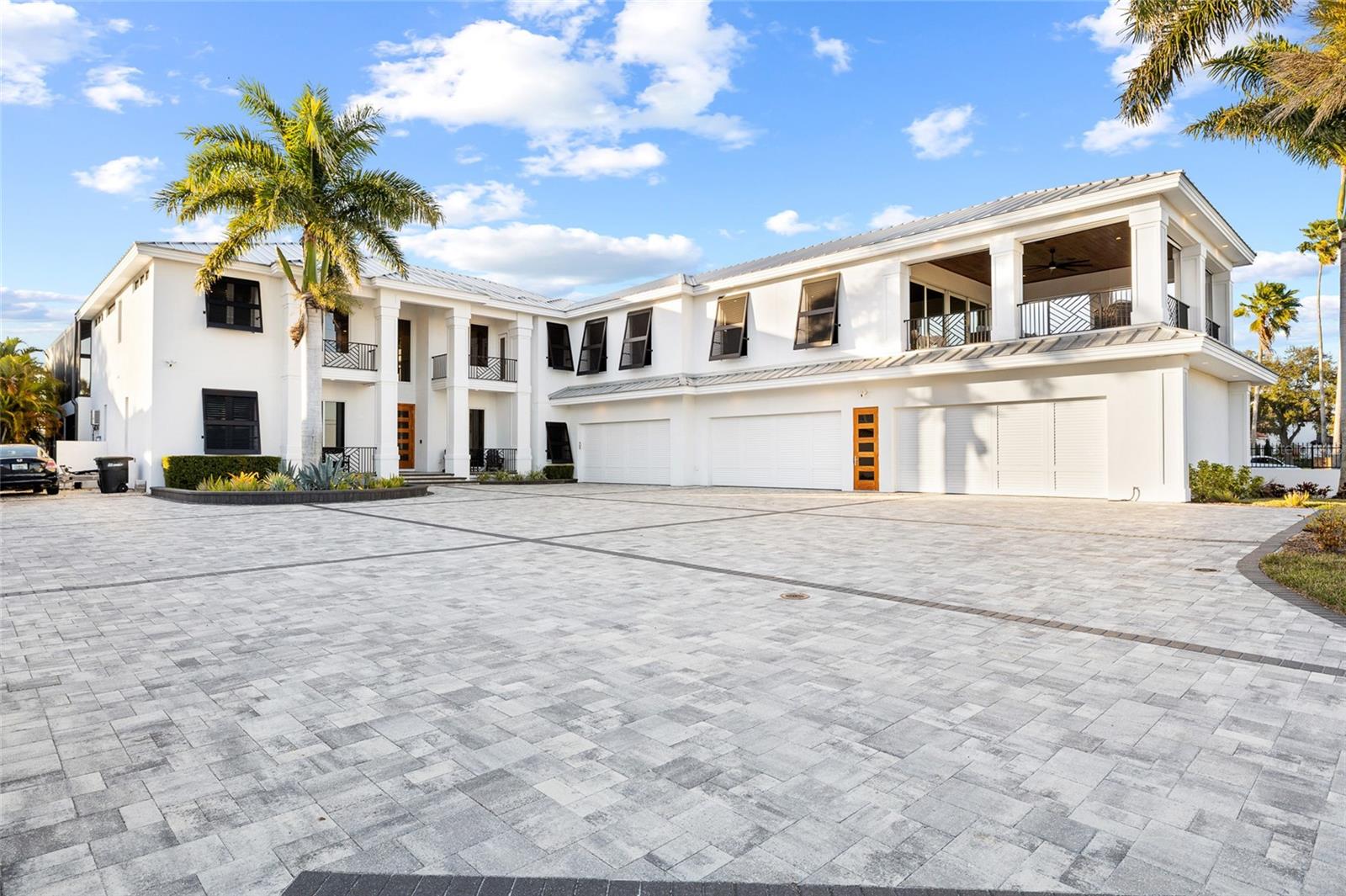 951 S BAYSHORE Blvd SAFETY HARBOR, FL 34695