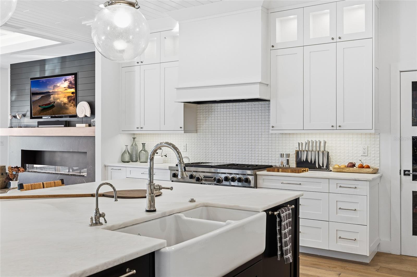 951 S BAYSHORE Blvd SAFETY HARBOR, FL 34695