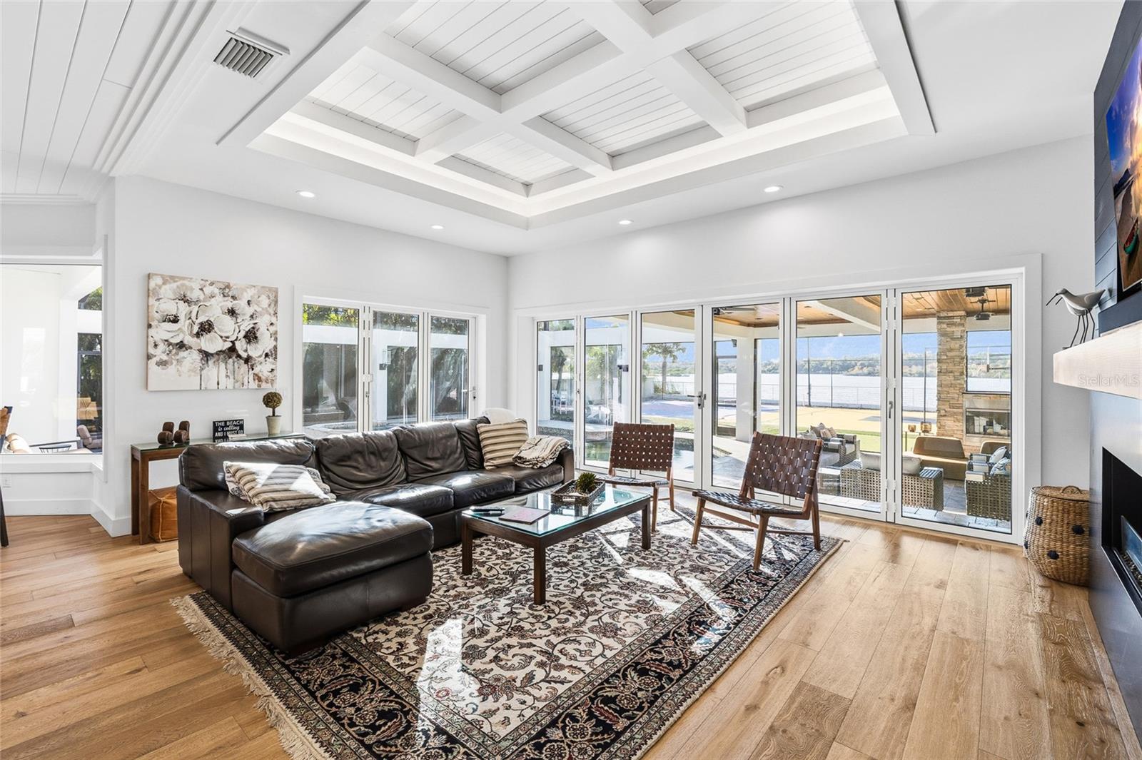 951 S BAYSHORE Blvd SAFETY HARBOR, FL 34695