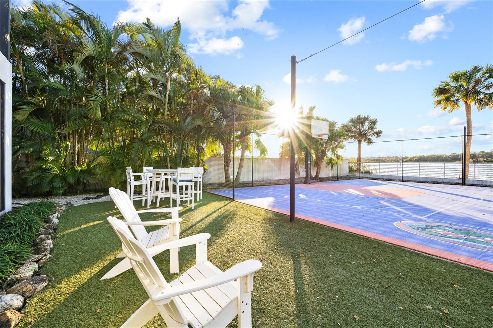 951 S BAYSHORE Blvd SAFETY HARBOR, FL 34695