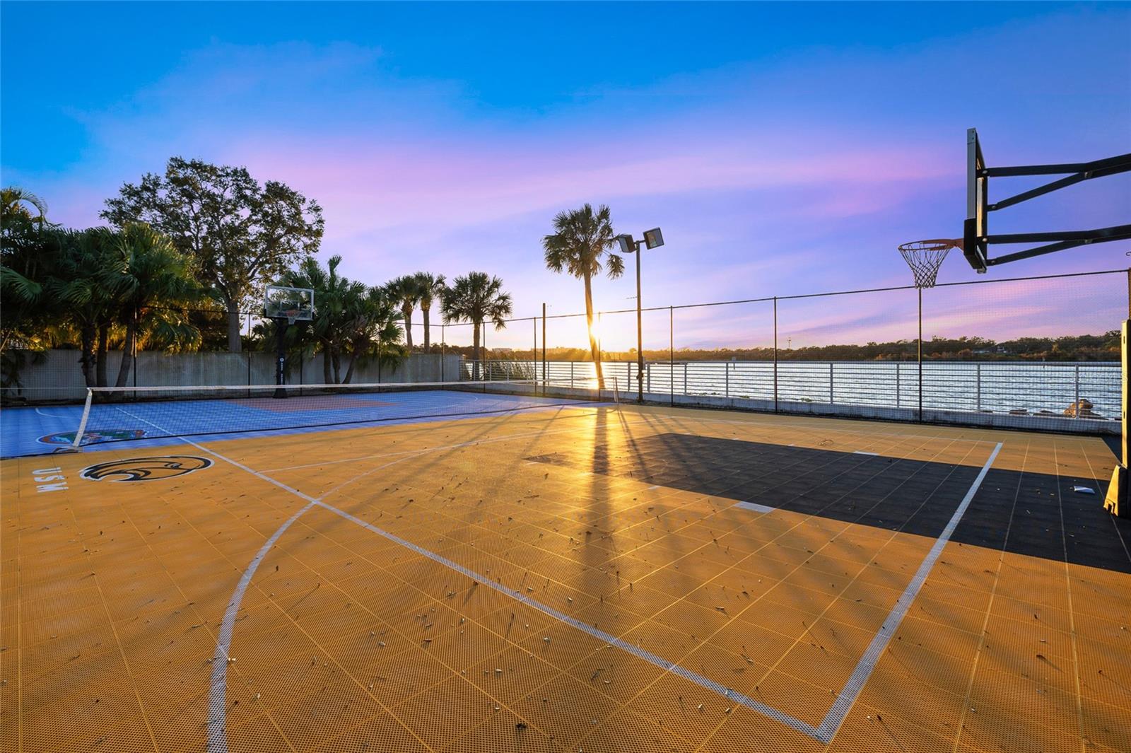 951 S BAYSHORE Blvd SAFETY HARBOR, FL 34695