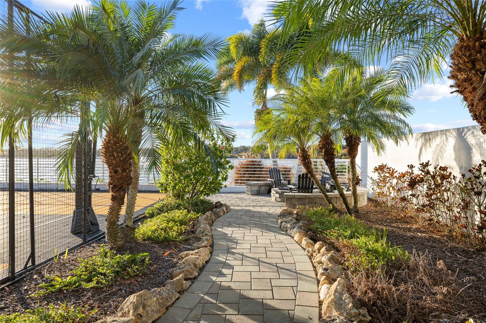 951 S BAYSHORE Blvd SAFETY HARBOR, FL 34695