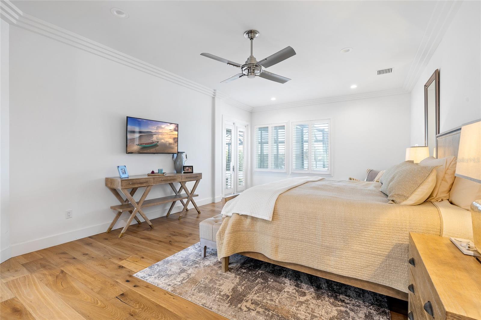 951 S BAYSHORE Blvd SAFETY HARBOR, FL 34695