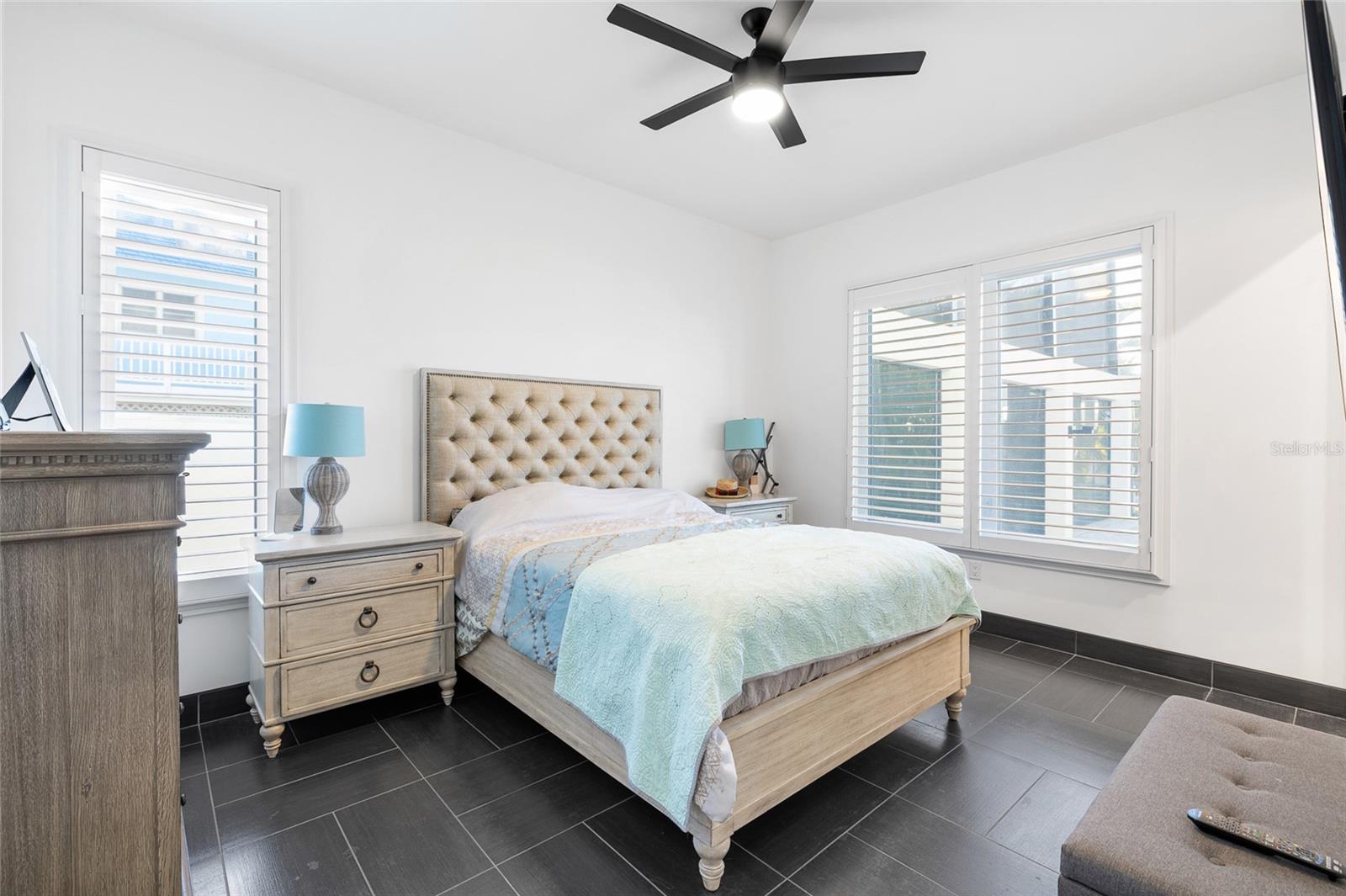 951 S BAYSHORE Blvd SAFETY HARBOR, FL 34695