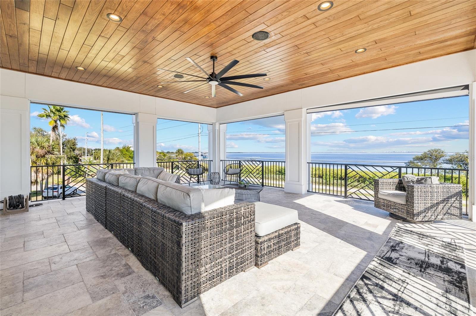 951 S BAYSHORE Blvd SAFETY HARBOR, FL 34695