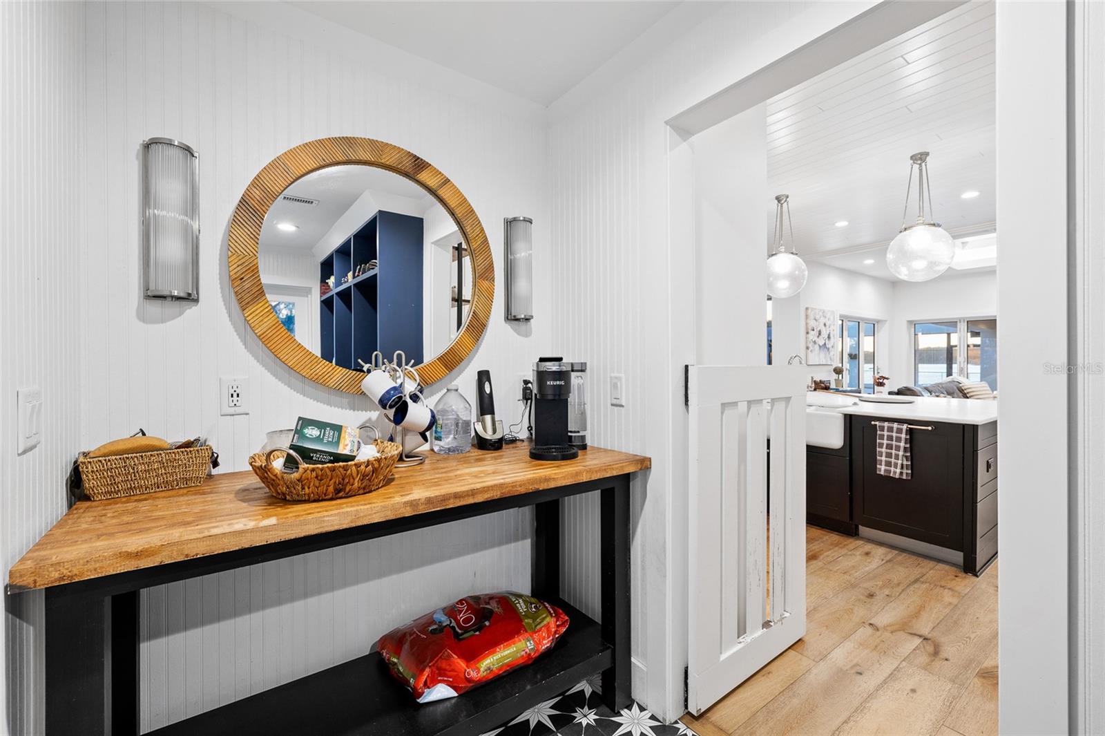 951 S BAYSHORE Blvd SAFETY HARBOR, FL 34695