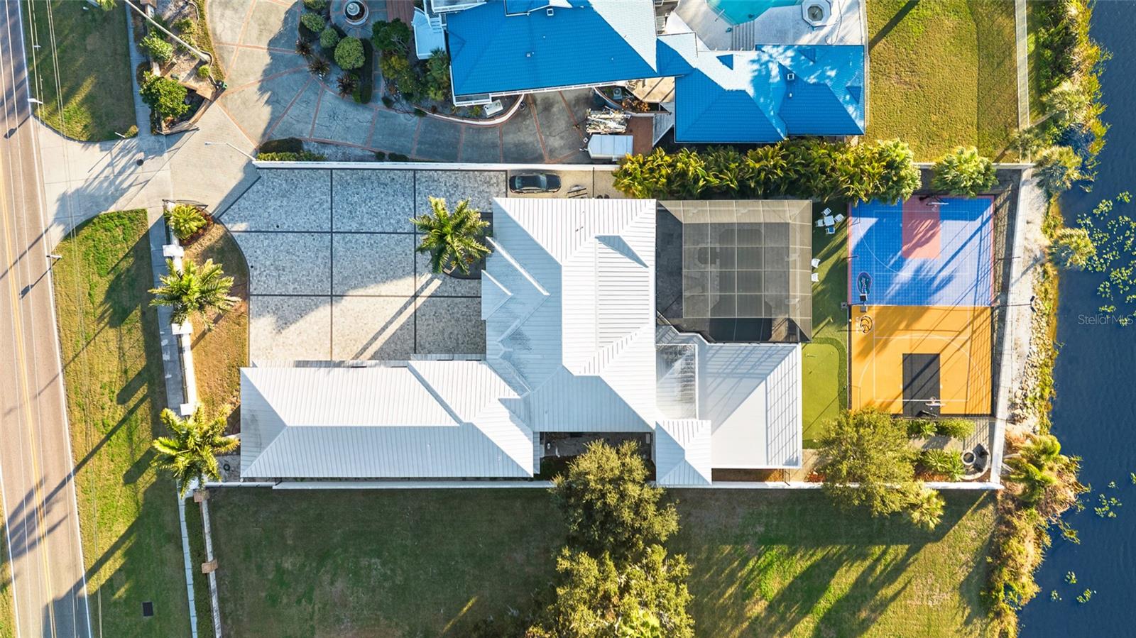 951 S BAYSHORE Blvd SAFETY HARBOR, FL 34695