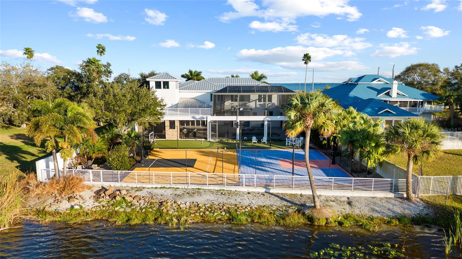 951 S BAYSHORE Blvd SAFETY HARBOR, FL 34695