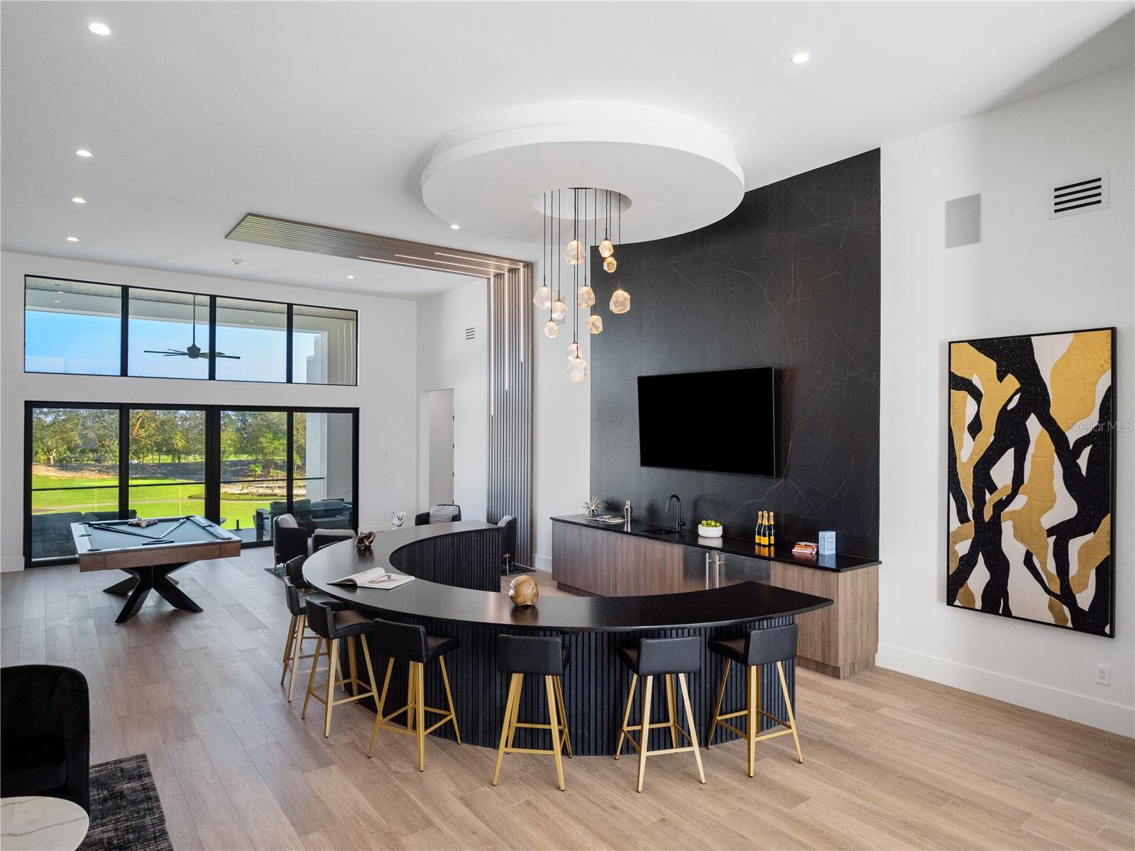 901 GOLDEN BEAR Dr REUNION, FL 34747