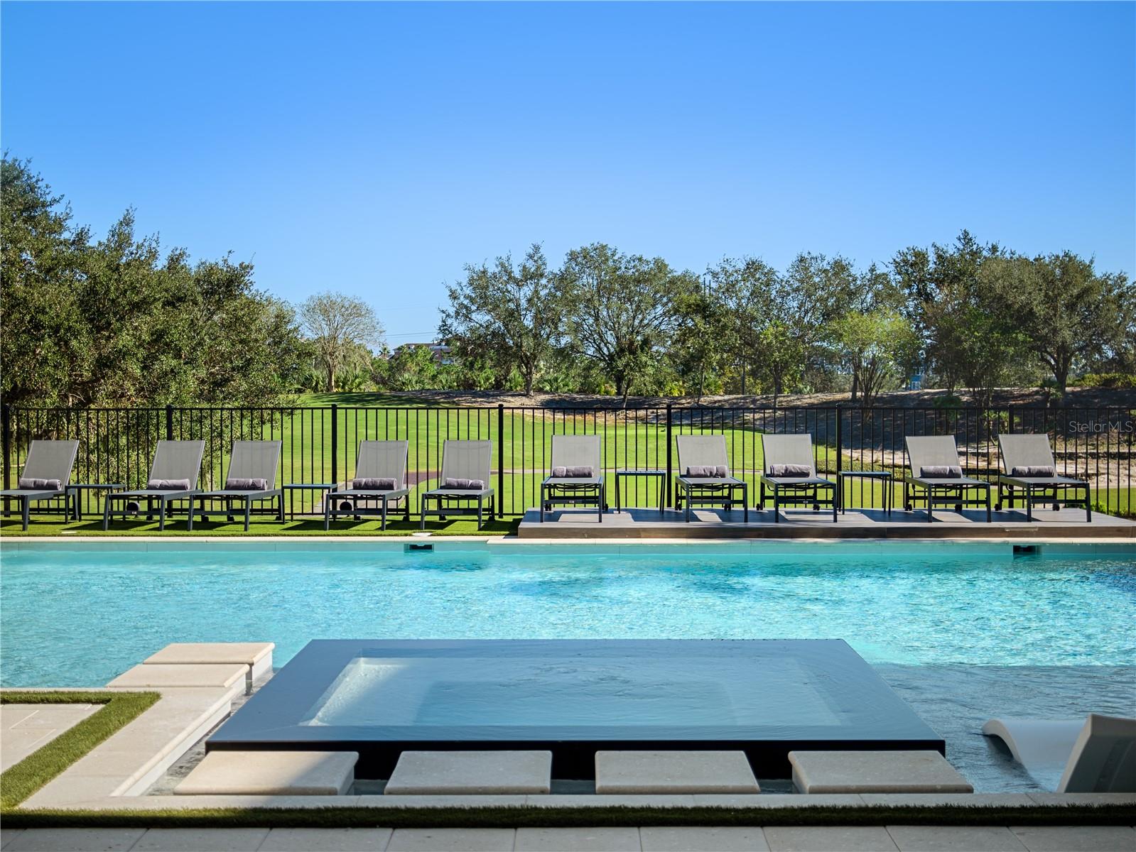 901 GOLDEN BEAR Dr REUNION, FL 34747